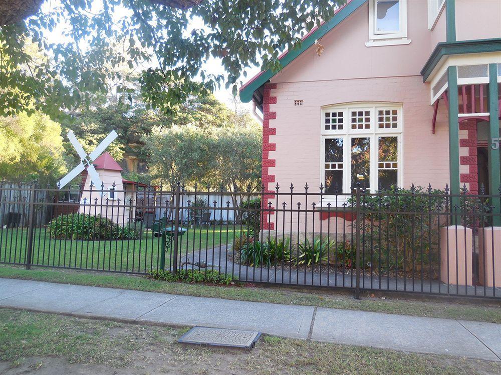 Manly'S Hidden Gem Aparthotel ภายนอก รูปภาพ