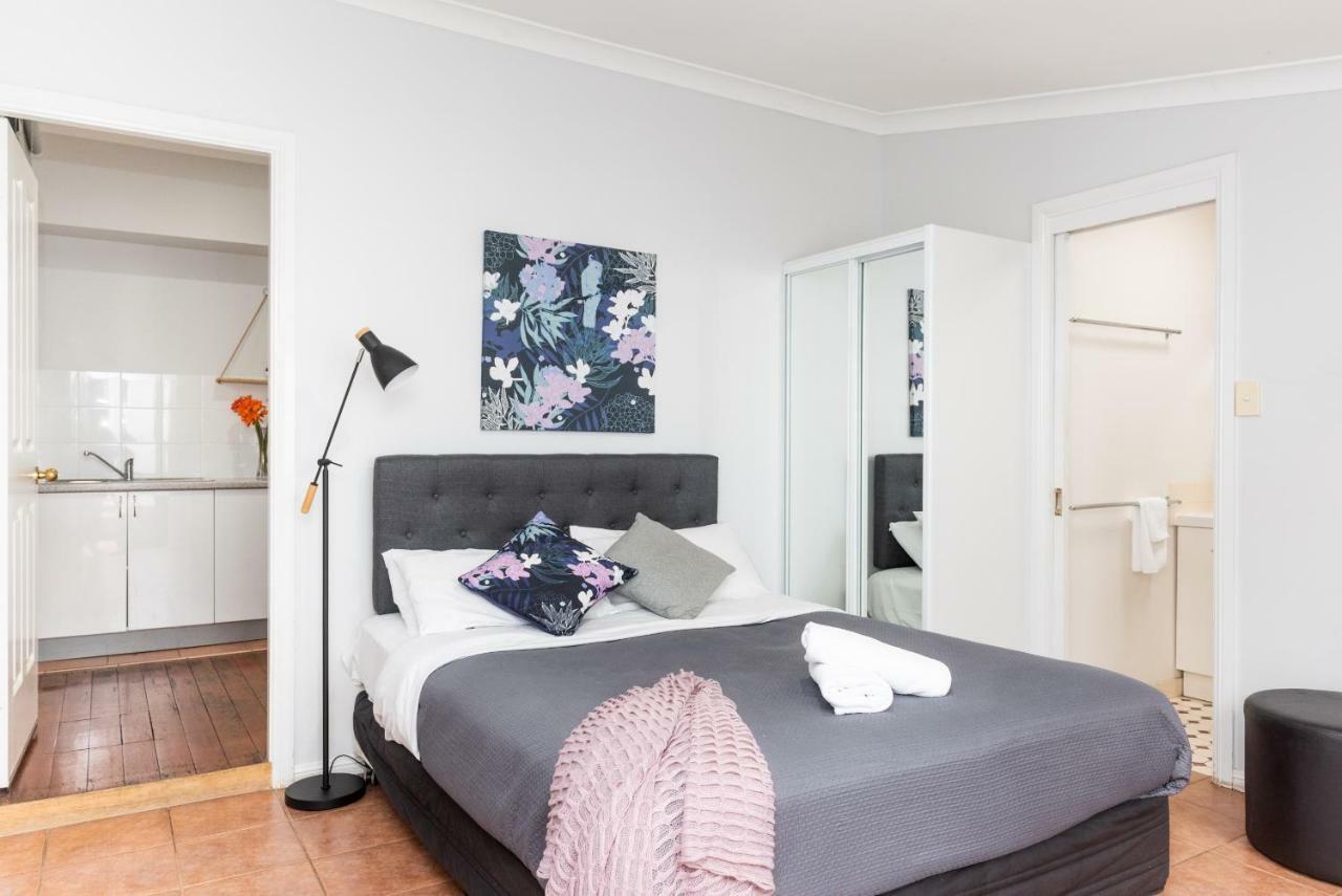 Manly'S Hidden Gem Aparthotel ภายนอก รูปภาพ