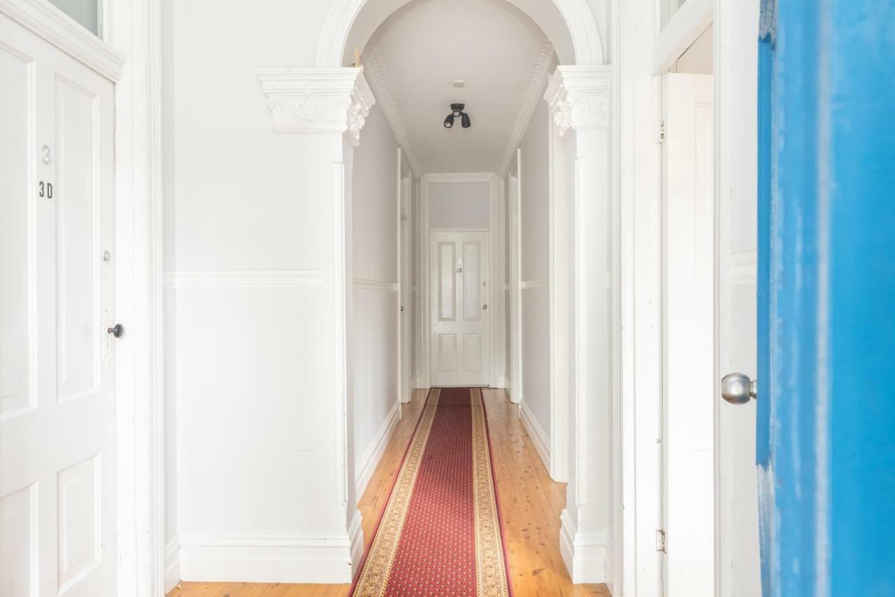 Manly'S Hidden Gem Aparthotel ภายนอก รูปภาพ