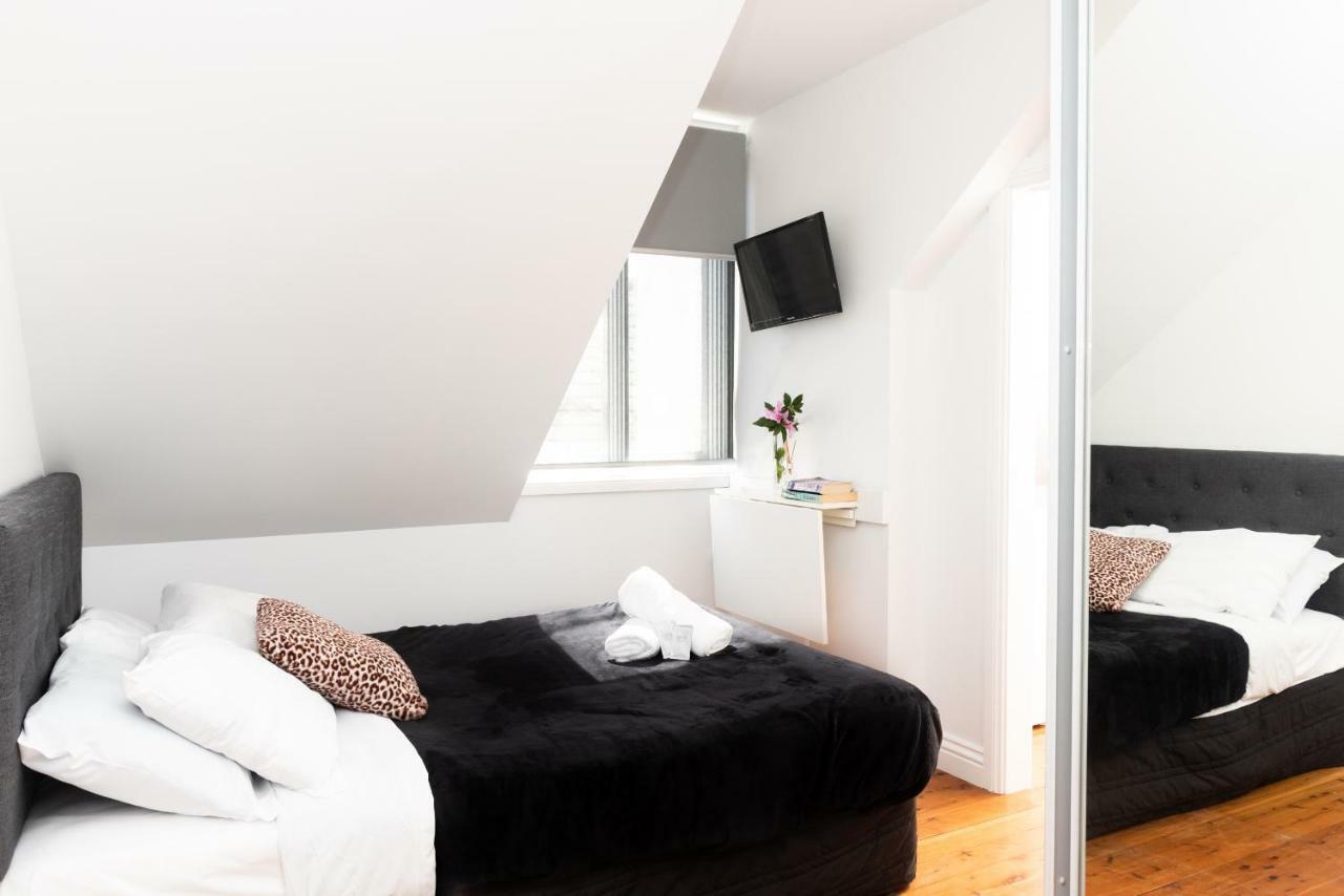 Manly'S Hidden Gem Aparthotel ภายนอก รูปภาพ